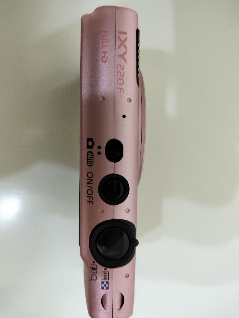 Canon IXY 220F ピンク 本体と付属品