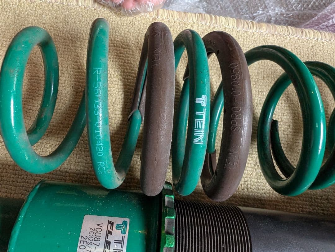 TEIN フレックスZ 車高調 スイフトzc32s zc72s用 週末値下げ中