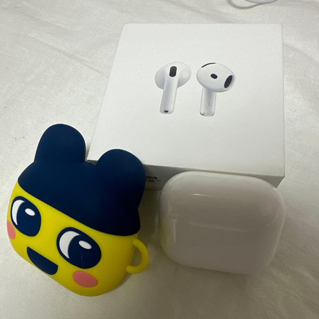 AirPods4充電ケース たまごっちケース付き