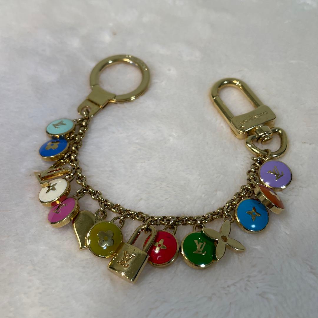Louis Vuitton マルチカラー チャーム付きチェーン