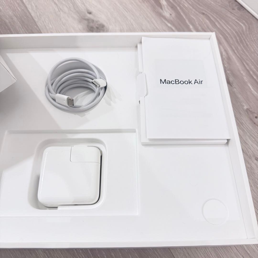 sn524Apple MacBook Air 13インチ(M1,2020)