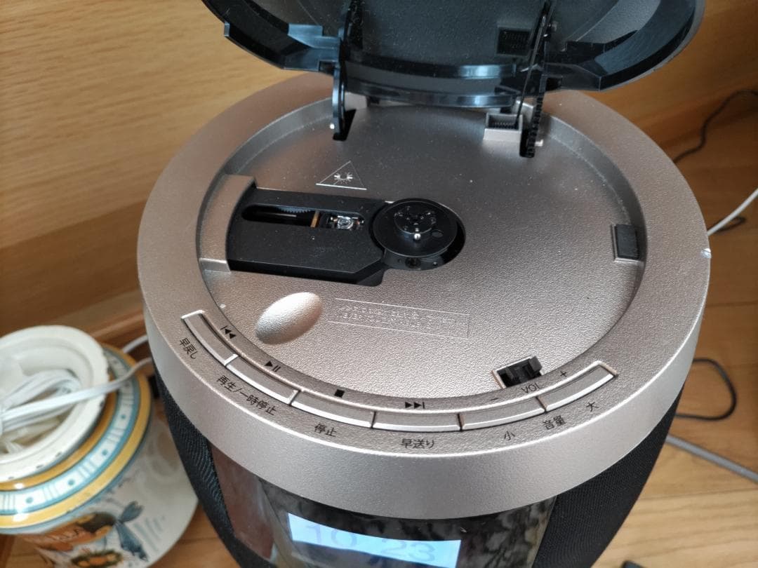 AIWAシステムコンポXR-BUX10　CD・ラジオ・USB・Bt・AUX 他