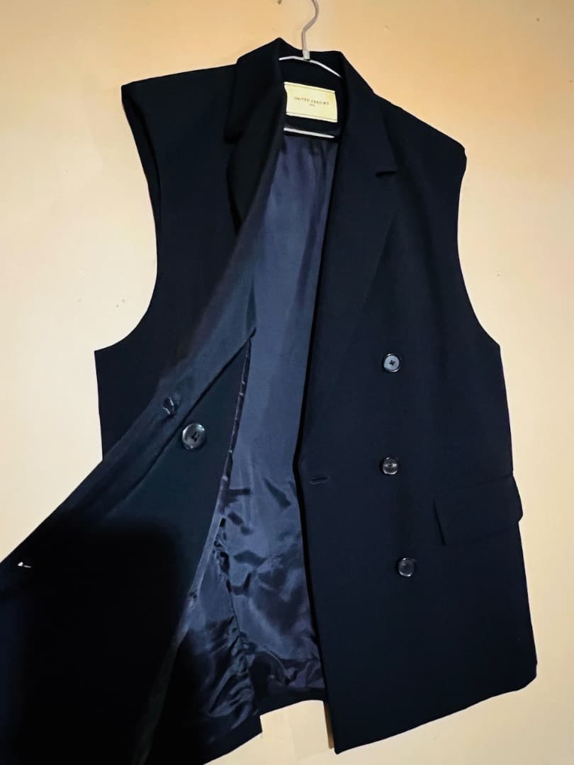 UNITED ARROWS　アウター ダブル テーラード ベスト　ブラック