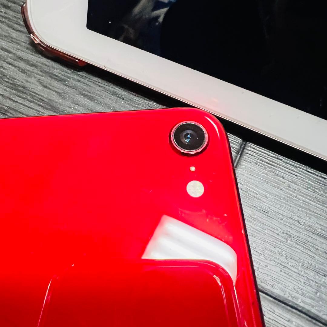 Apple iPhone SE (第2世代) プロダクトレッド