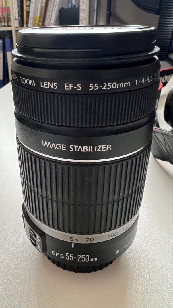 限定値下げ　 EOS Kiss X4 バッテリーのおまけ付き 元箱、説明書なし