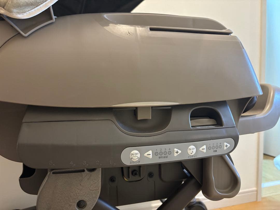 Combi ネムリラ　オートスイング　2018年モデル