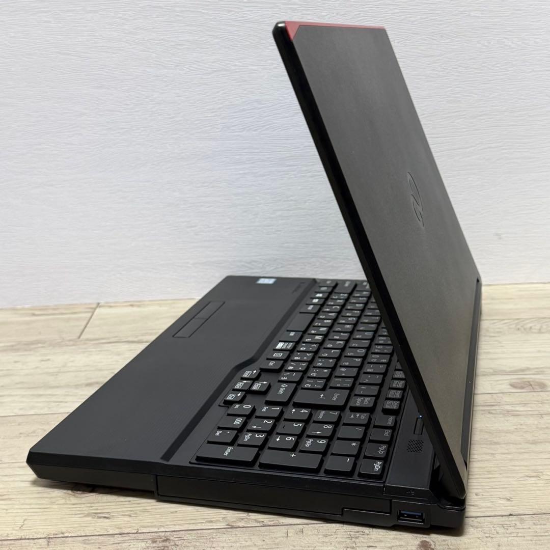 富士通 LIFEBOOK A579/B 第8世代i5 8GB SSD Win11