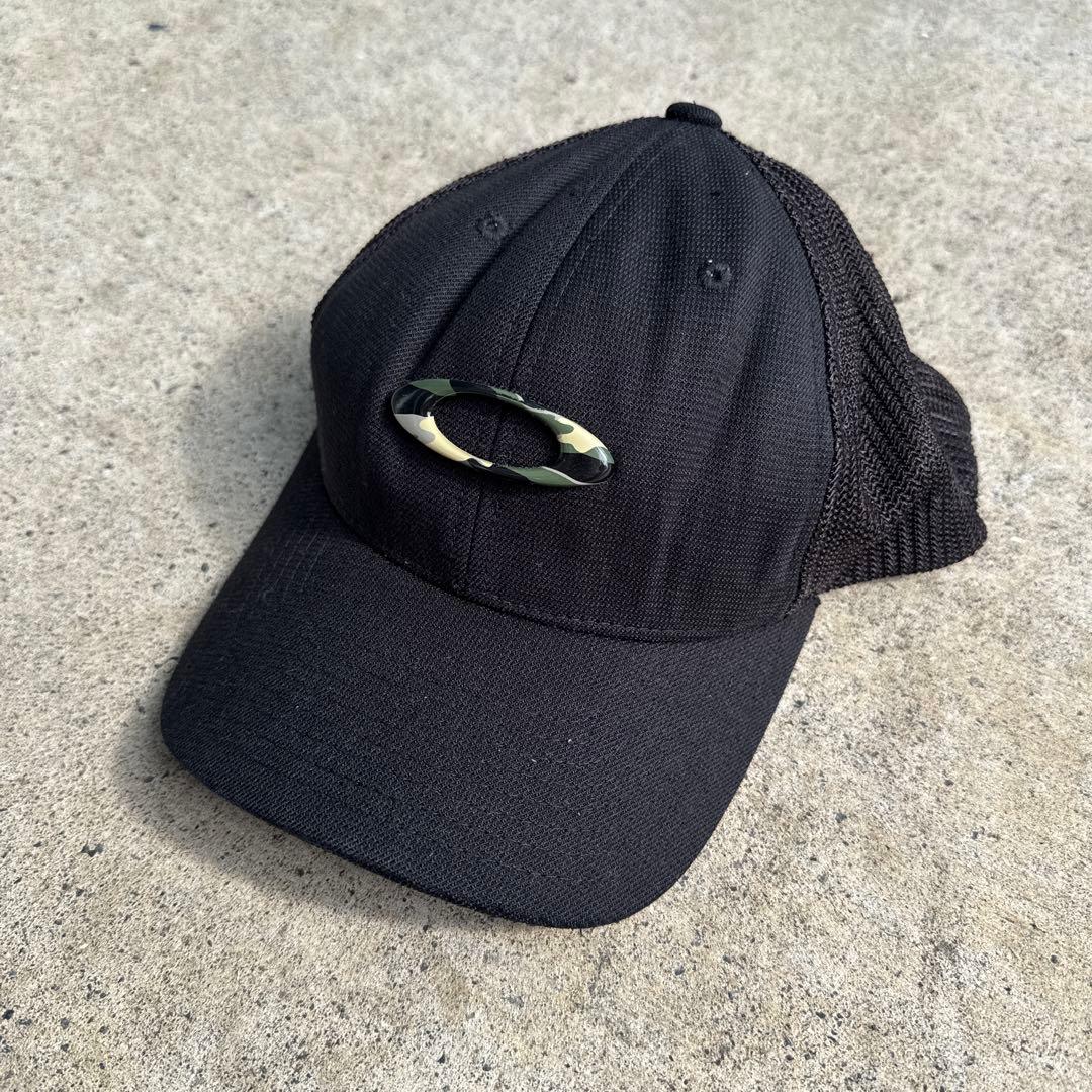 90s オークリー　キャップ