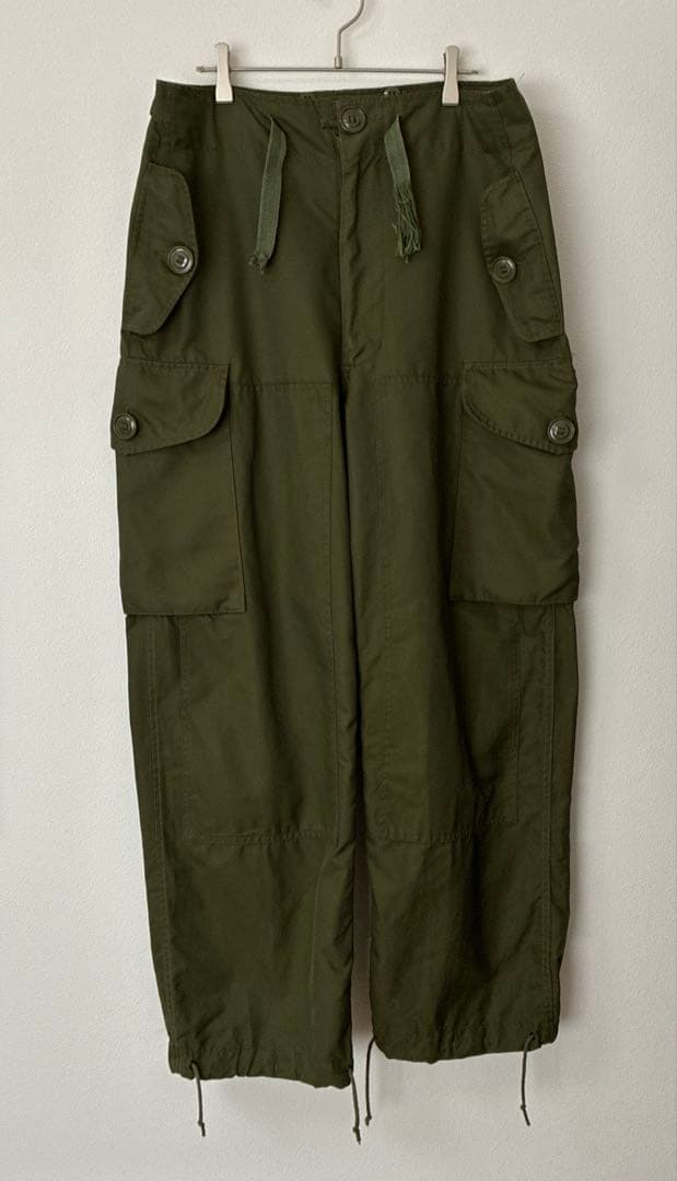 ミリタリーパンツ　カナダ軍　CA-15803 サイズ4