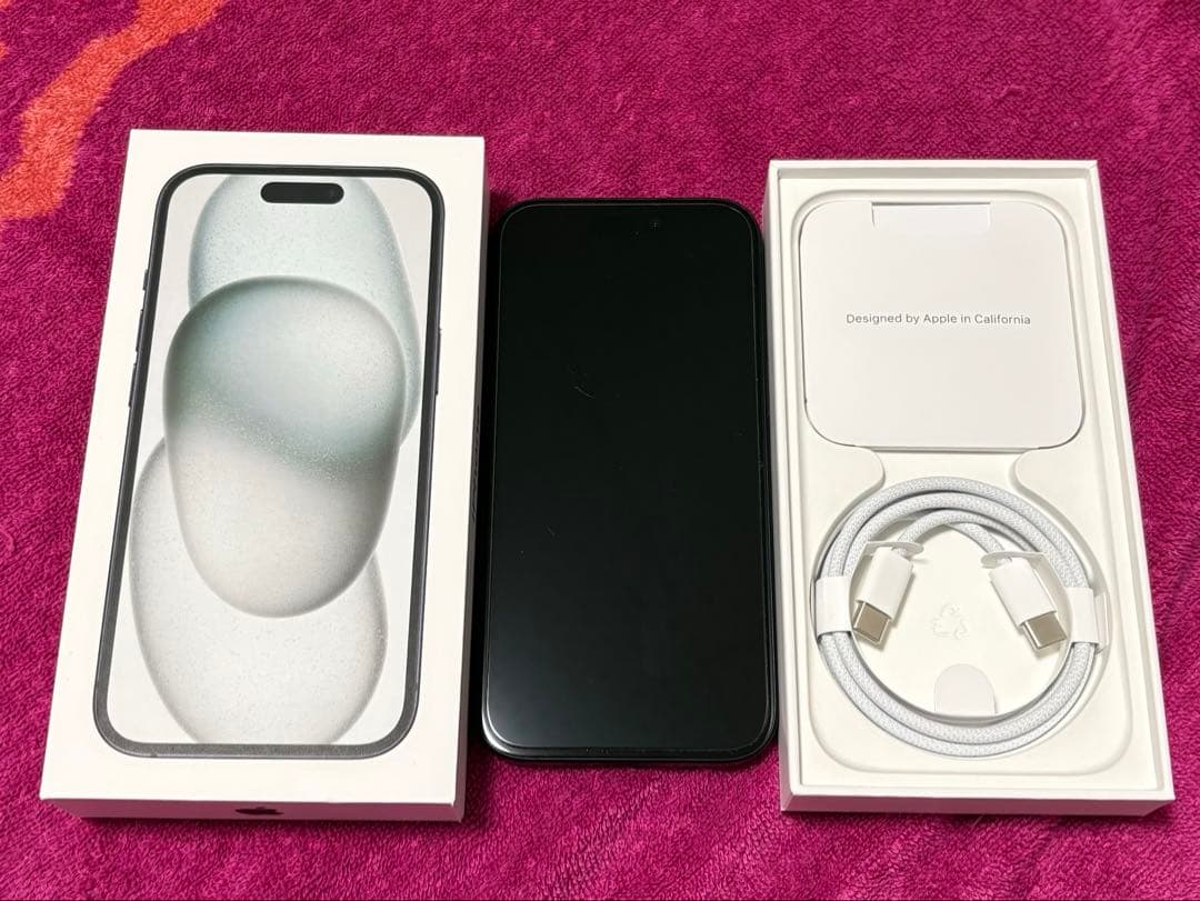 【美品】iPhone15 ブラック128GB SIMフリー付属品完備　91%