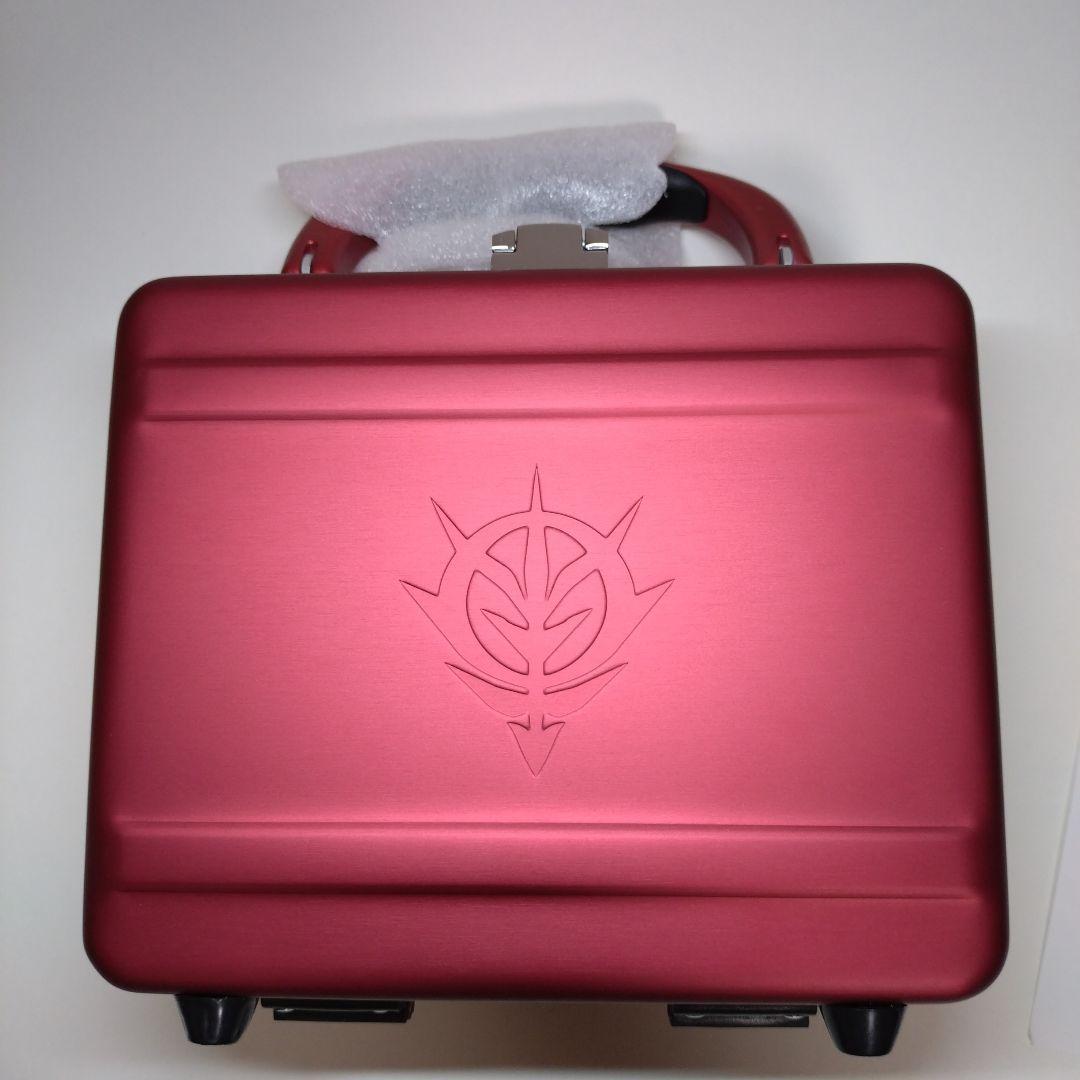 希少 非売品 貝印 懸賞当選品 シャア専用 グルーミングキット