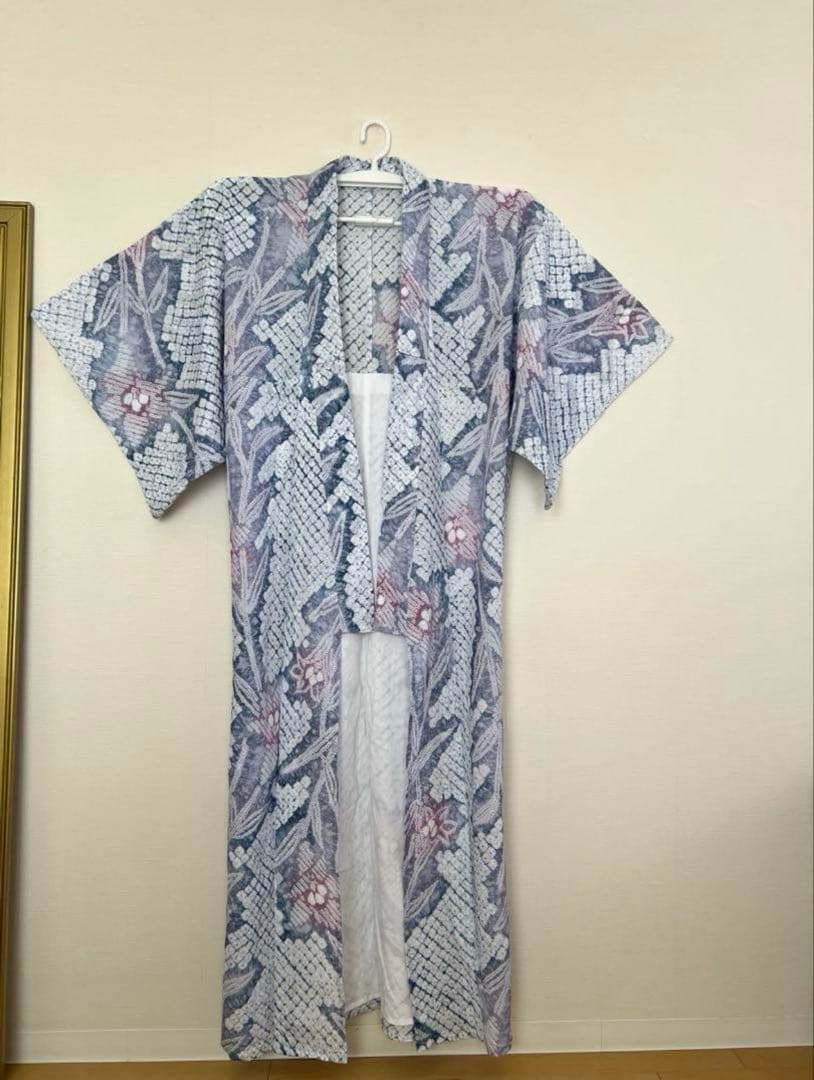 絞り浴衣 淡いカラー浴衣 白に淡い赤紫、淡いブルー 帯セット