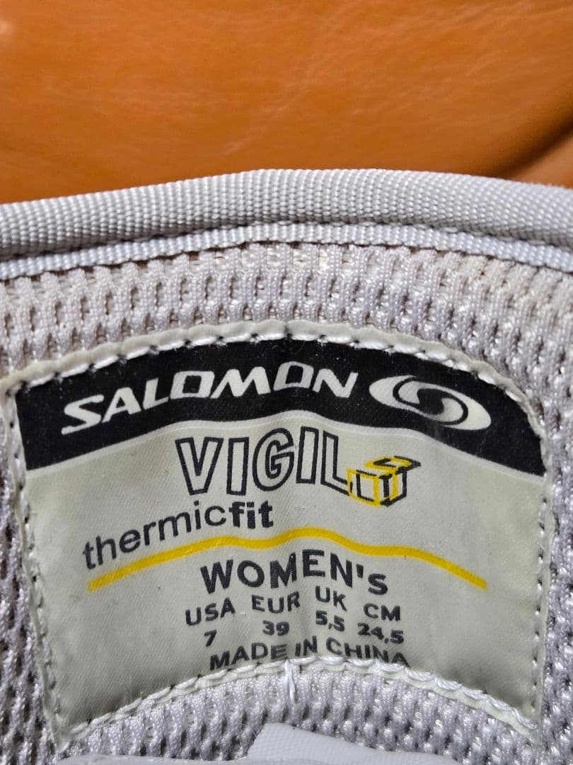 SALOMON　VIGIL　レディーススノーボードブーツ　24.5cm　サロモン