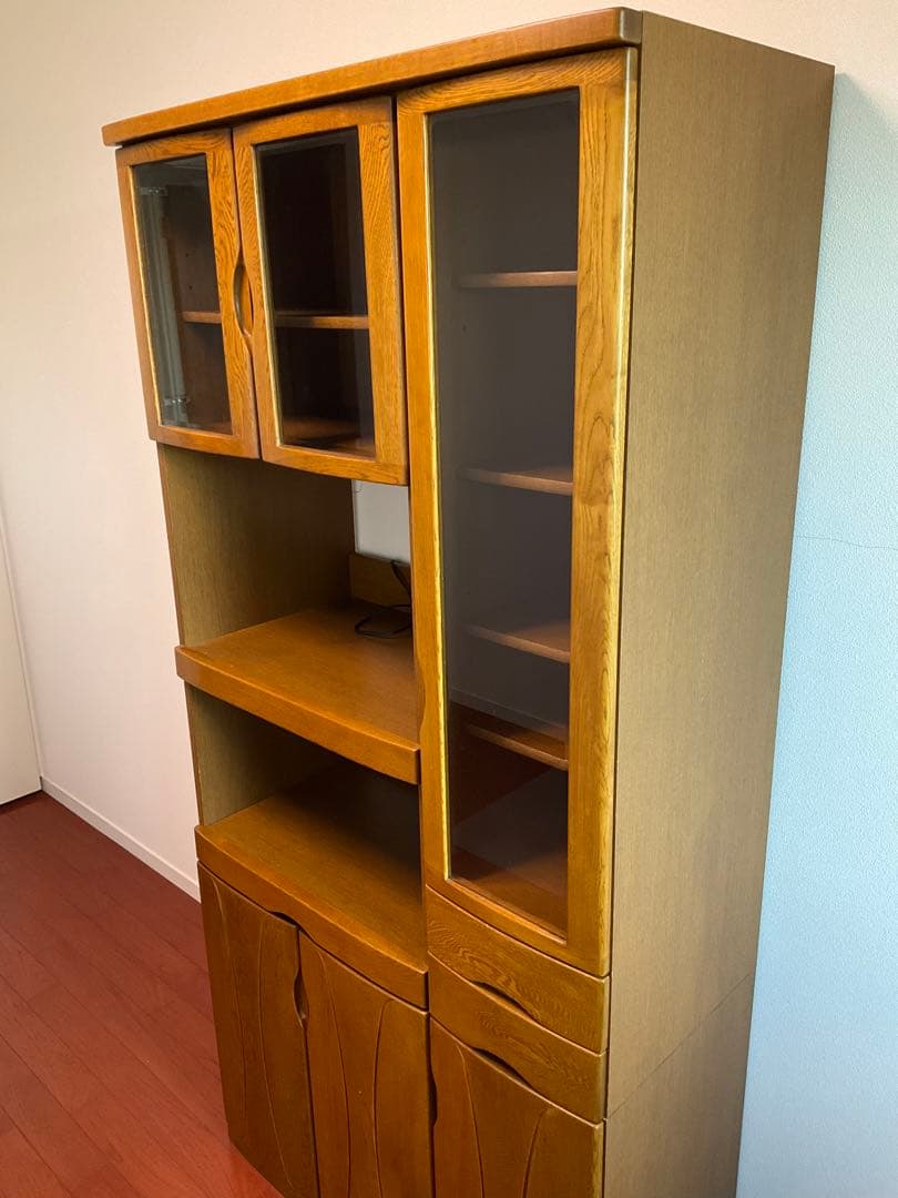 浜本工芸の食器棚