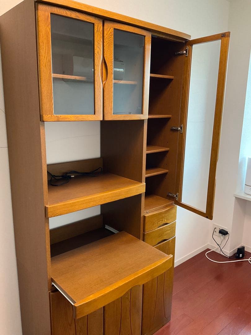 浜本工芸の食器棚