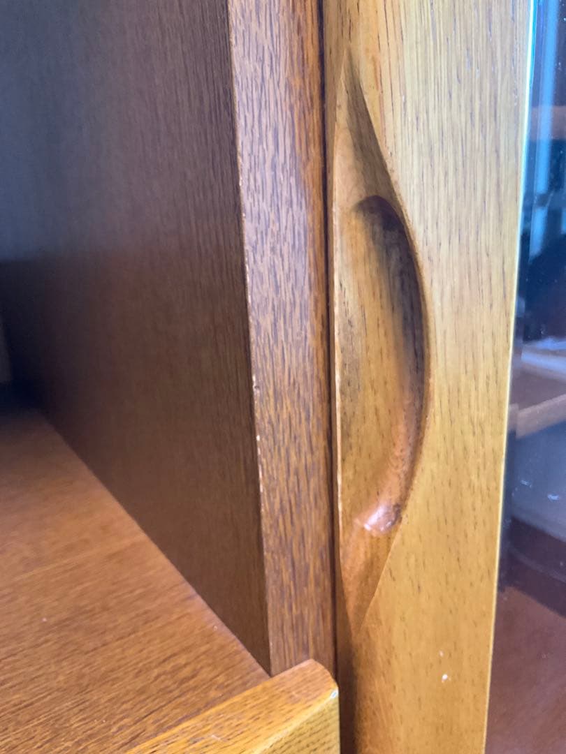 浜本工芸の食器棚