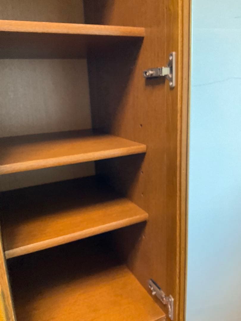 浜本工芸の食器棚