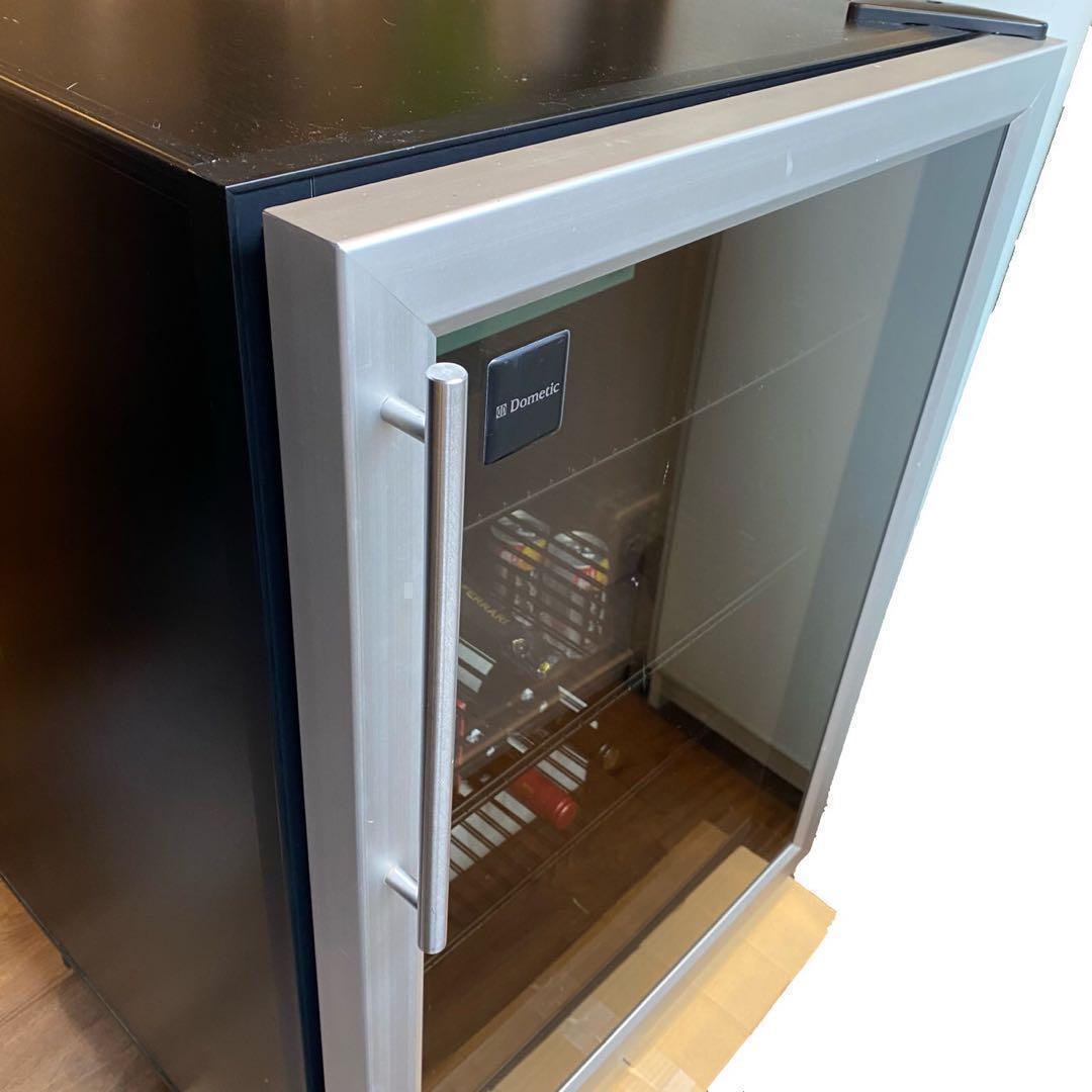 ドメティック ワインセラー サイレントカーブ 54本収納