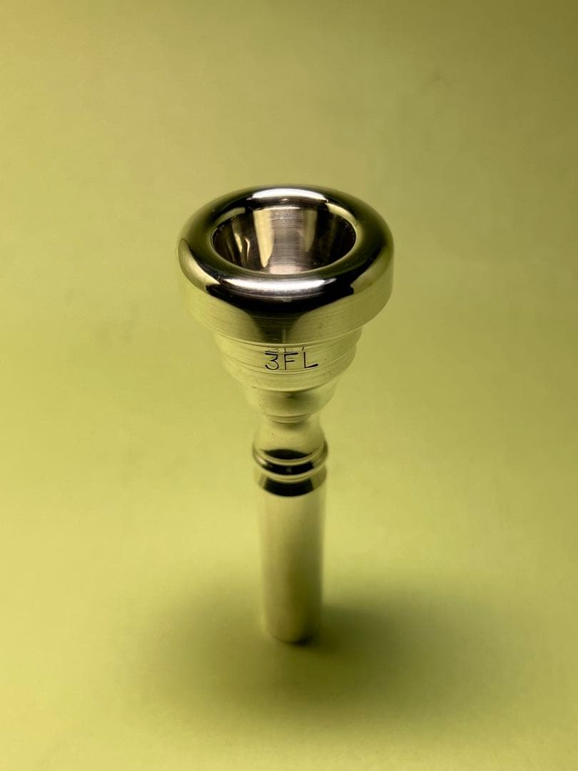 レア！　ジャルディネリ　フリューゲルマウスピース　３ＦＬ　銀メッキ