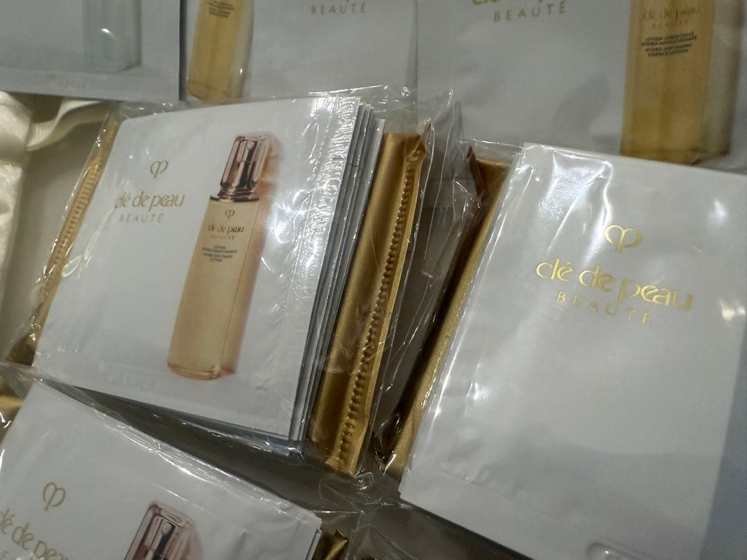 clé de peau BEAUTÉ シナクティフトライアルセット・サンプル