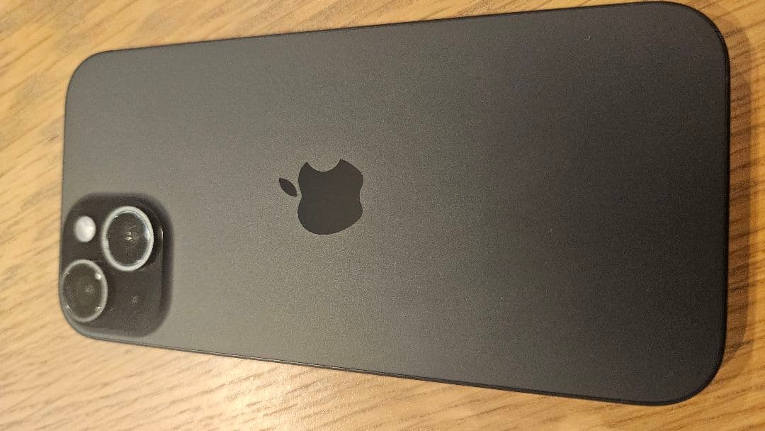 Apple iPhone 15 125GB バッテリー92%