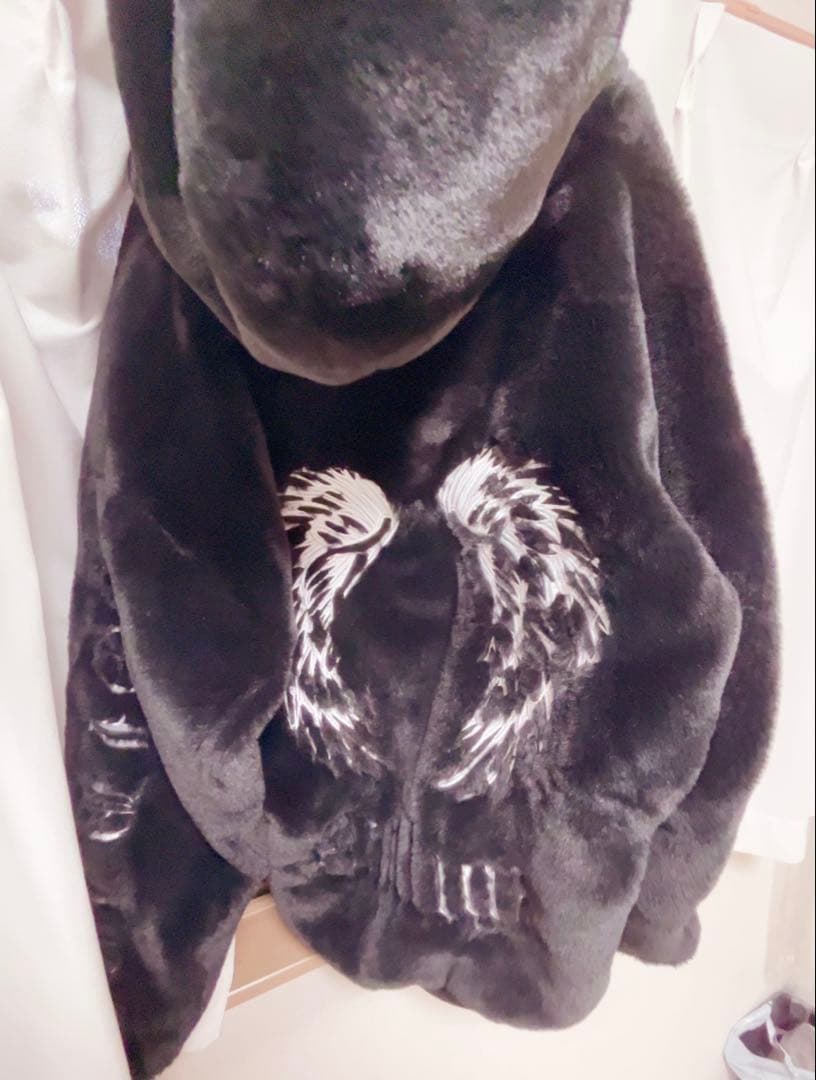 Amilige ロゴ刺繍ファーコート 着画あり