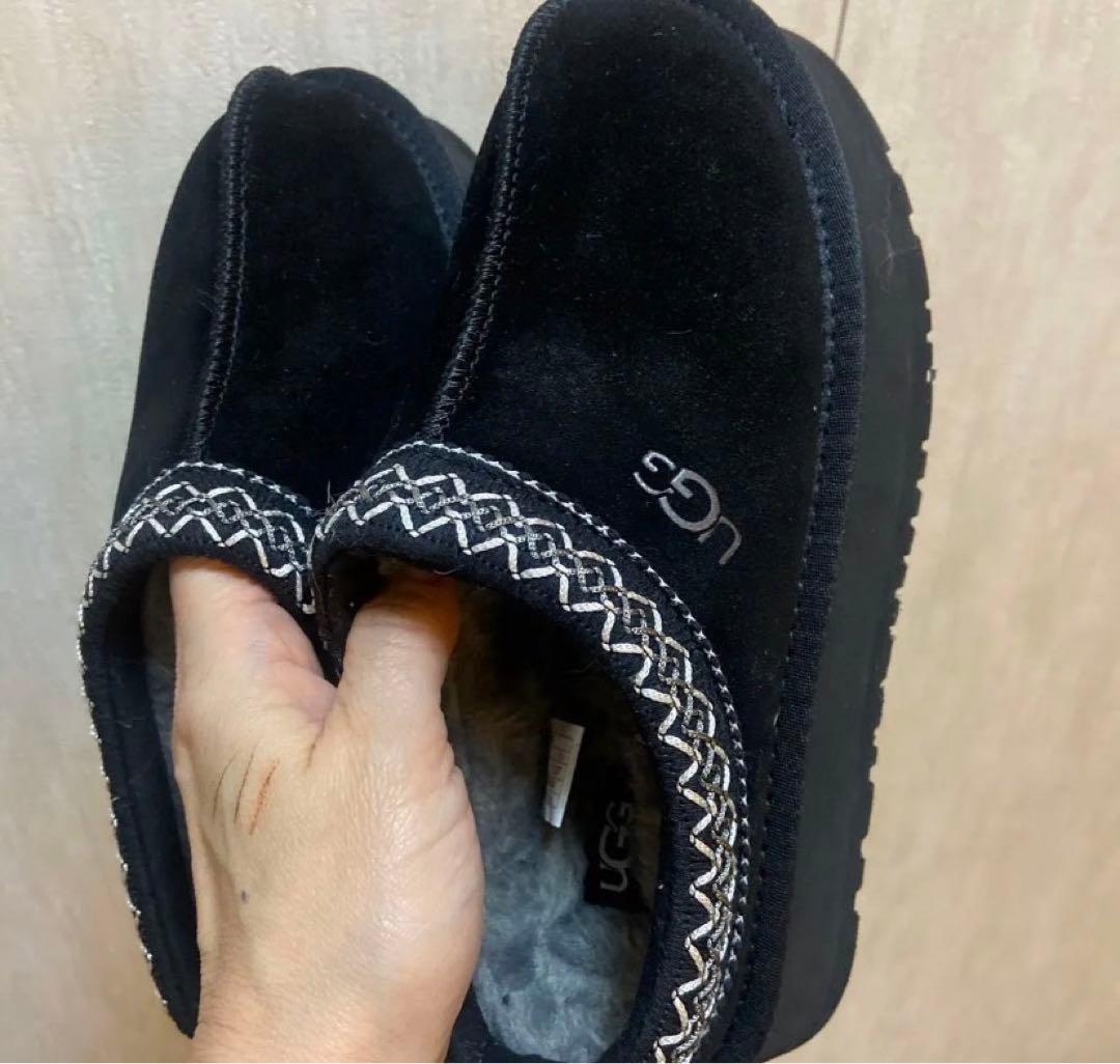 未使用！UGG 「タズ (Tazz)」サボ（ブラック）試着のみ