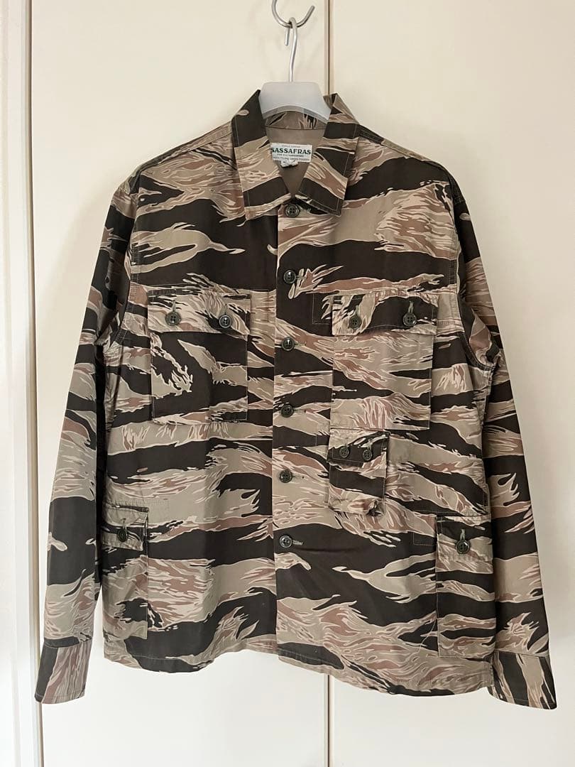 SASSAFRAS G.D.U JACKET タイガーカモ