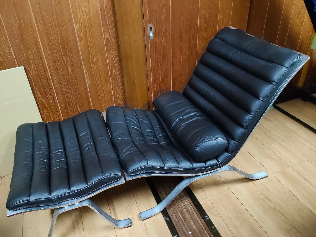 KK/tac②　　 ARNE NORELL オットマン