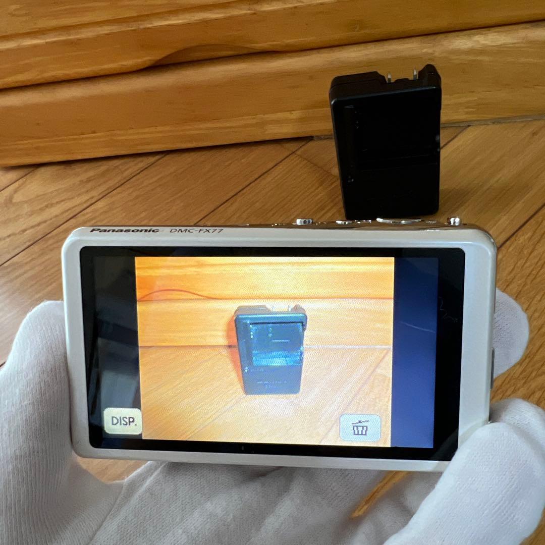 デジカメ Panasonic LUMIX DMC-FX77