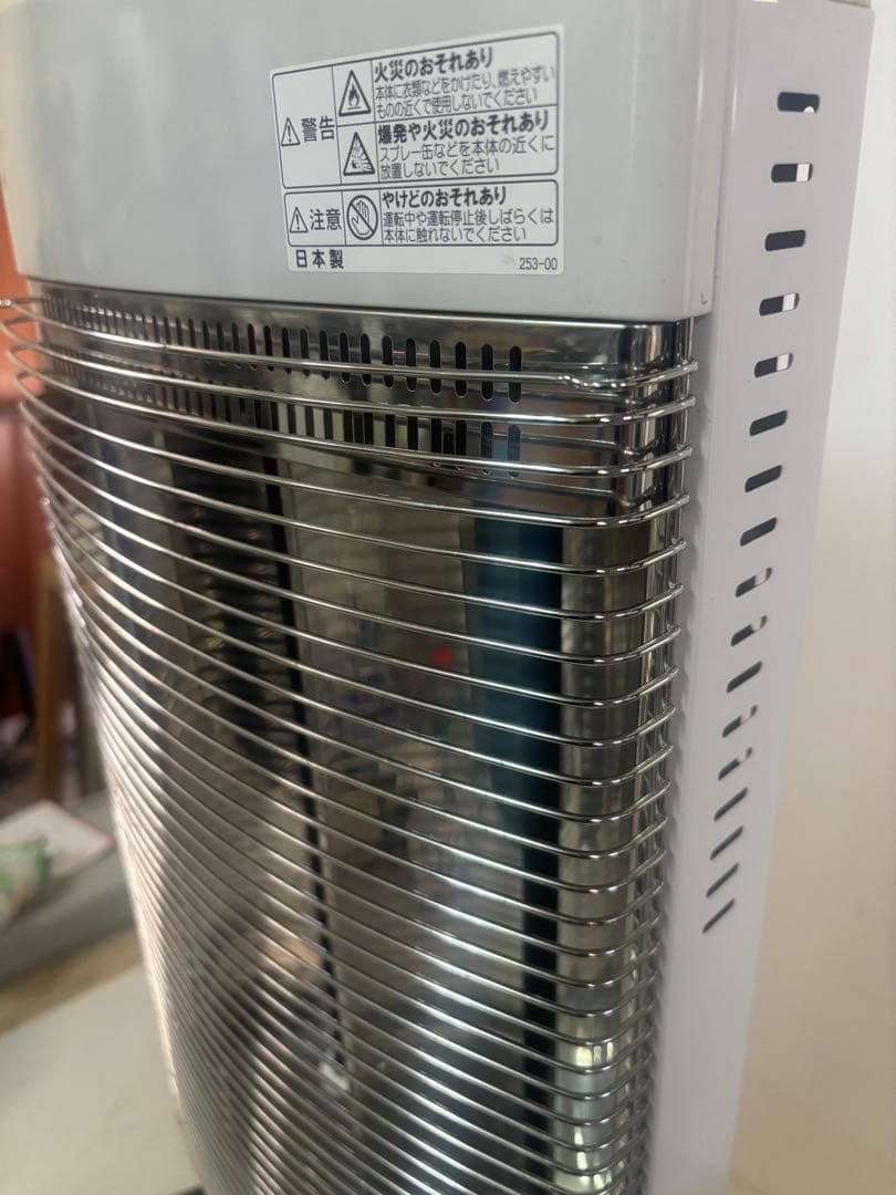 【2019年製‼️】コロナCORONA　CH-129R　電気ヒーター 暖房器具