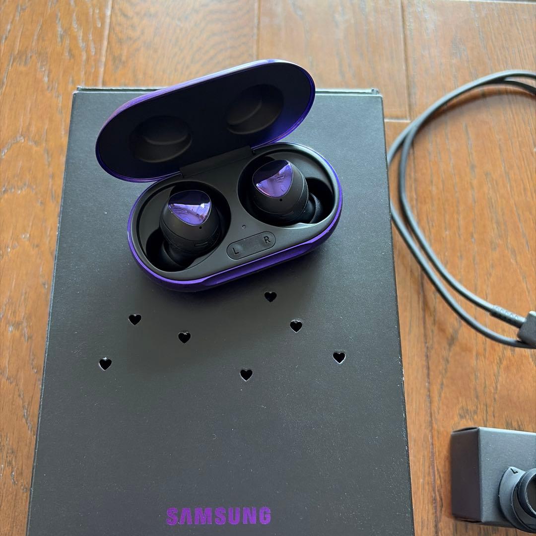 Samsung Galaxy Buds+ BTS Edition イヤホン