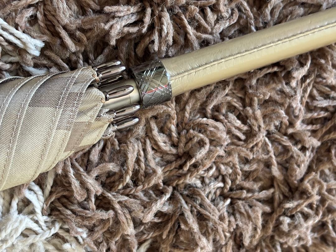 新品未使用　BURBERRY バーバリー 長傘