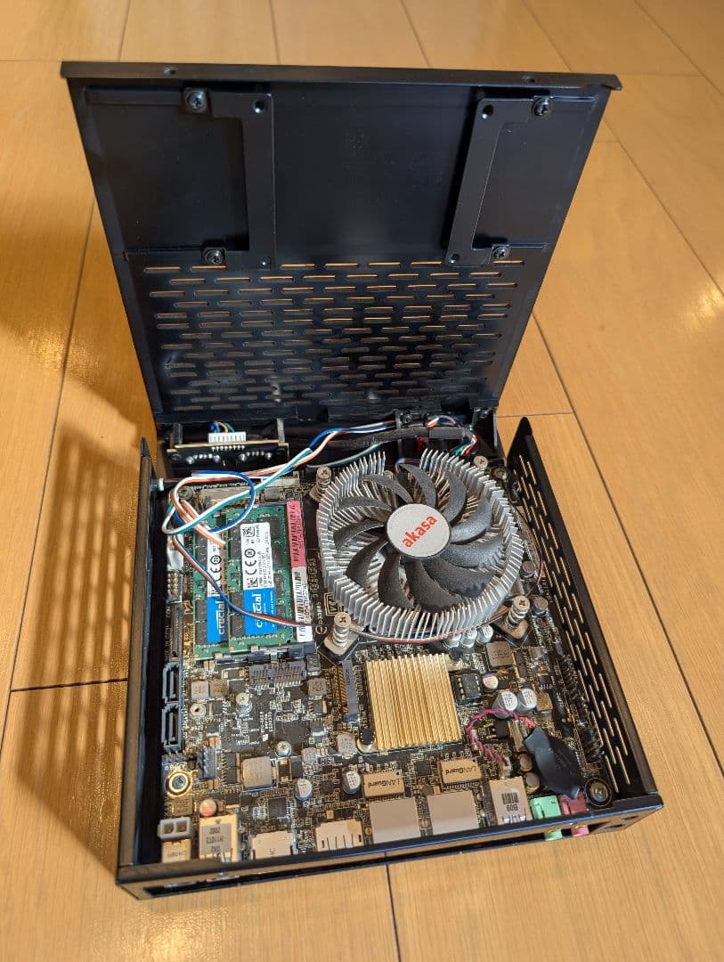 SilverStone ミニPC USB 3.0 HDMI