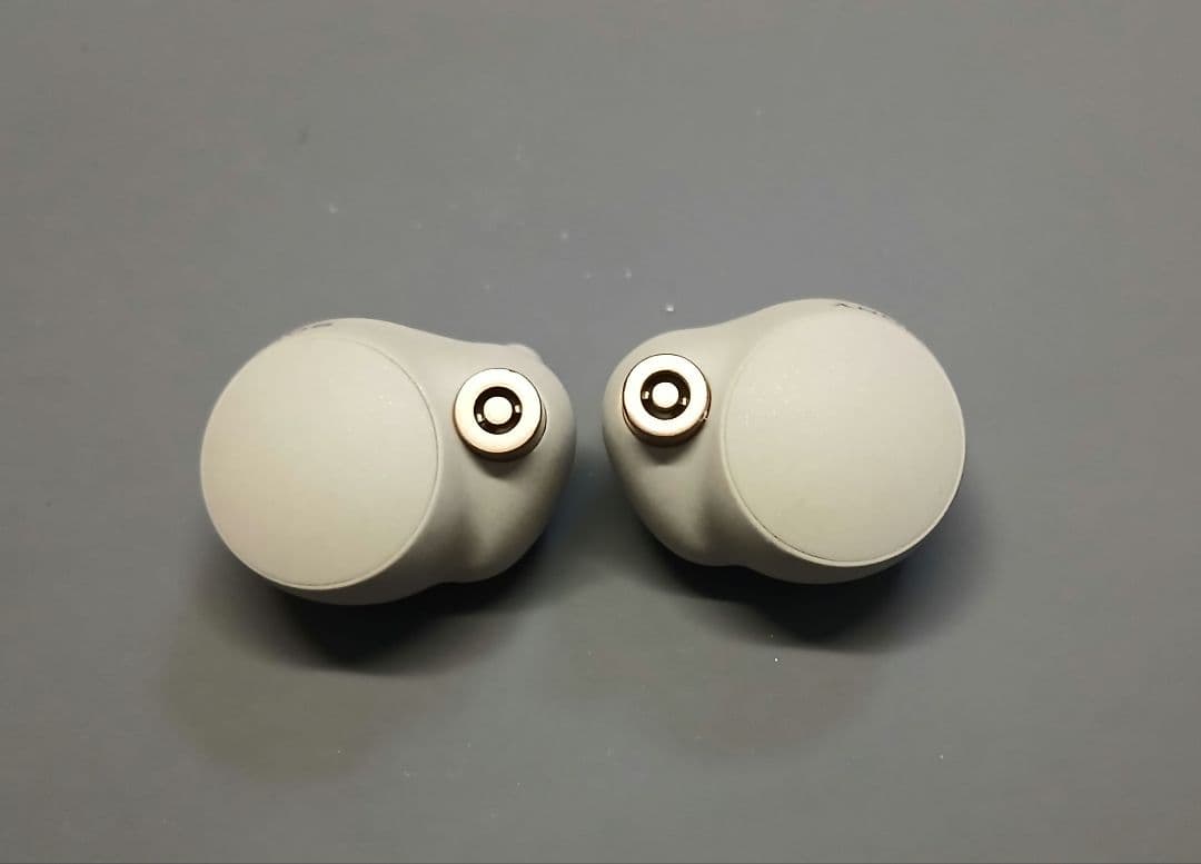 SONY　WF-1000XM4　ワイヤレス　ノイズキャンセリング　イヤホン　③