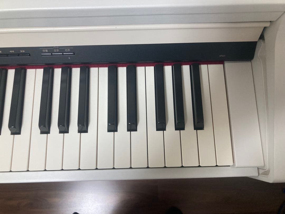 Roland HP601 ホワイト 88鍵 デジタルピアノ