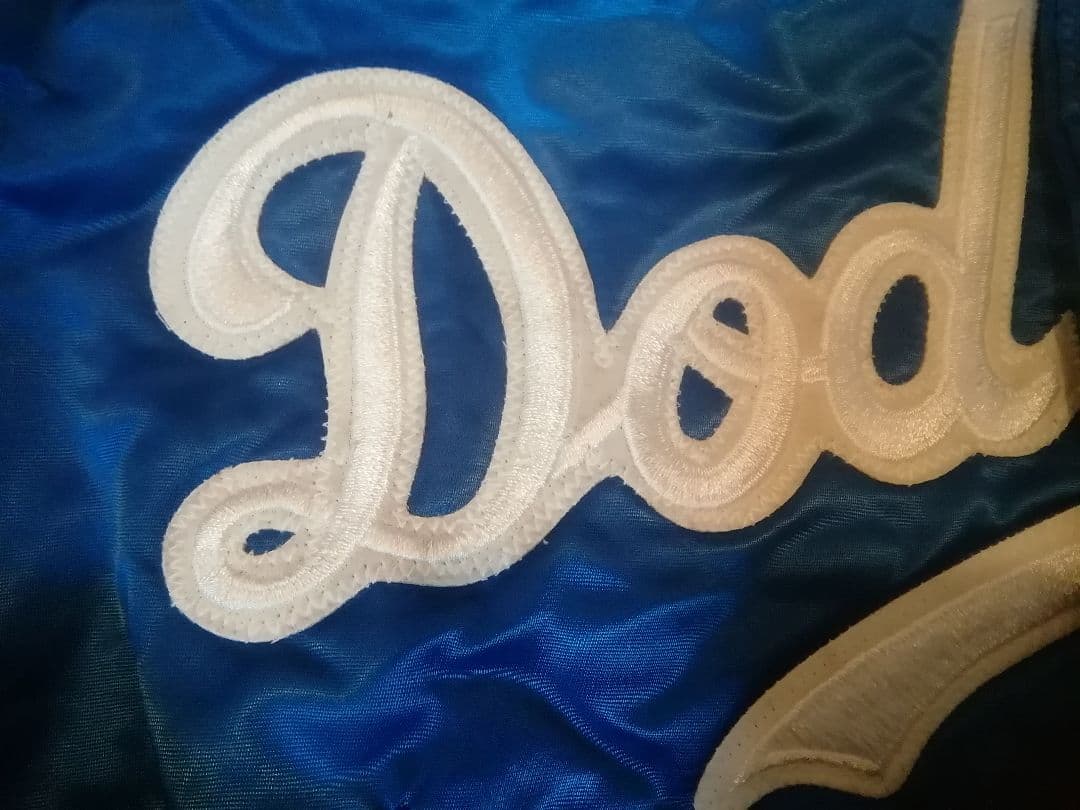 USA製Los Angeles Dodgers ドジャース　スタジャン　中綿