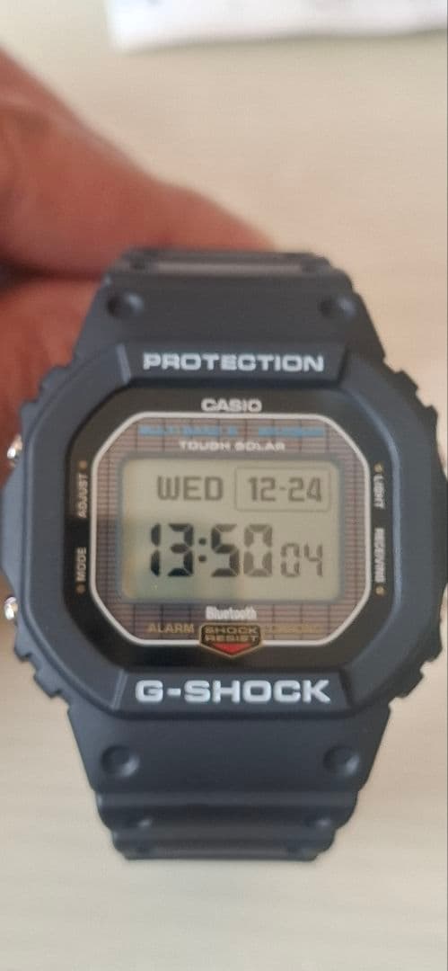 CASIO G-SHOCK GW-BX5600-1JFソーラー電波ほぼ未使用品
