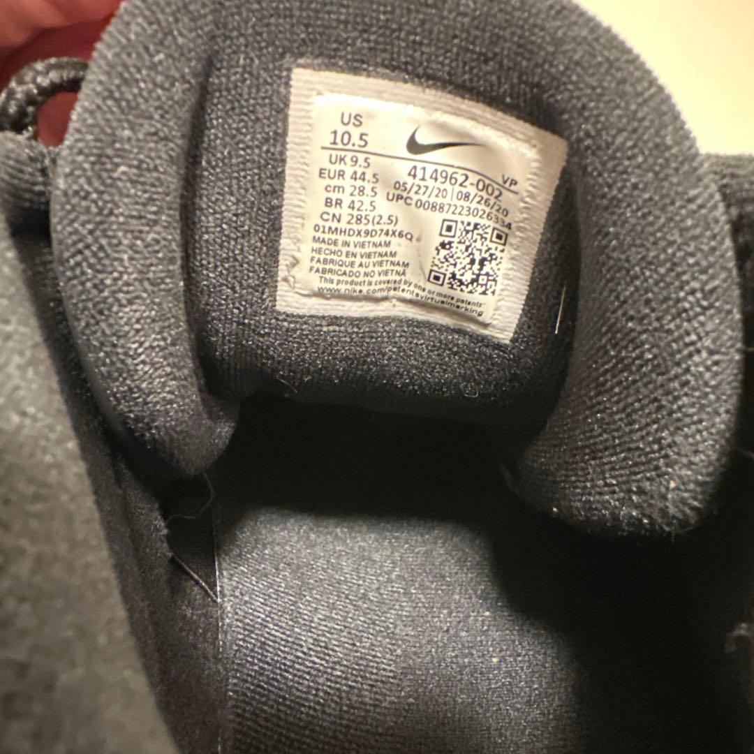 美品　NIKE MOREUPTEMPO ナイキ　モアテン