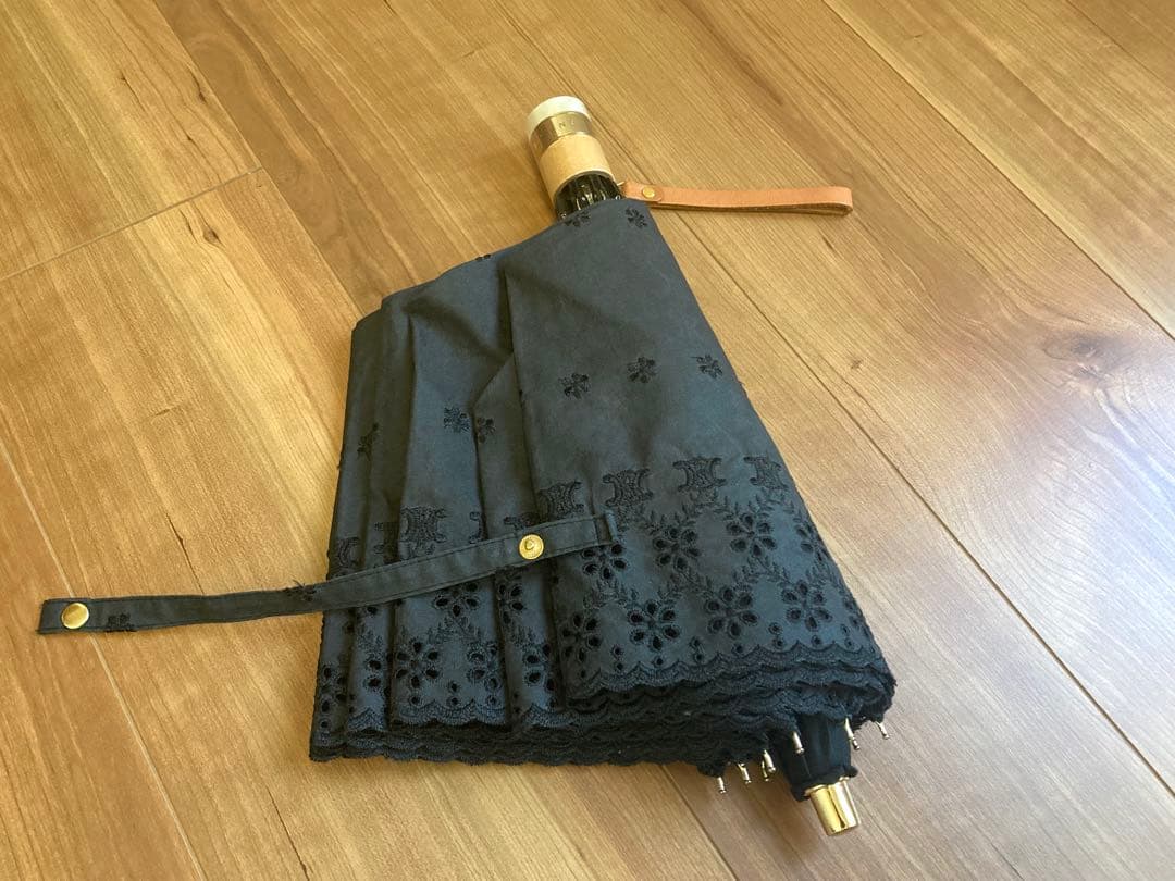 未使用　CELINE セリーヌ　マカダム総柄　日傘　ブラック