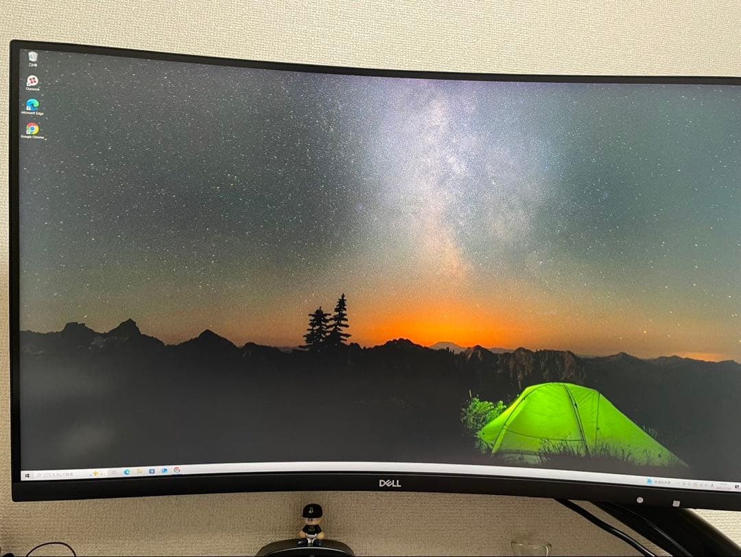 DELL 32インチ 4K曲面モニター S3221QS モニターアーム付き
