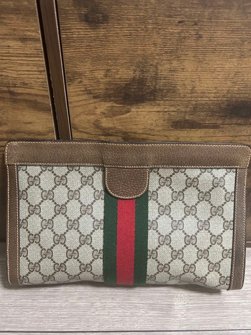 GUCCI GGキャンバス クラッチバック