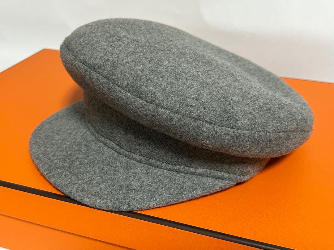 正規品・美品【HERMES】秋冬グレー カシミヤ100%キャスケット