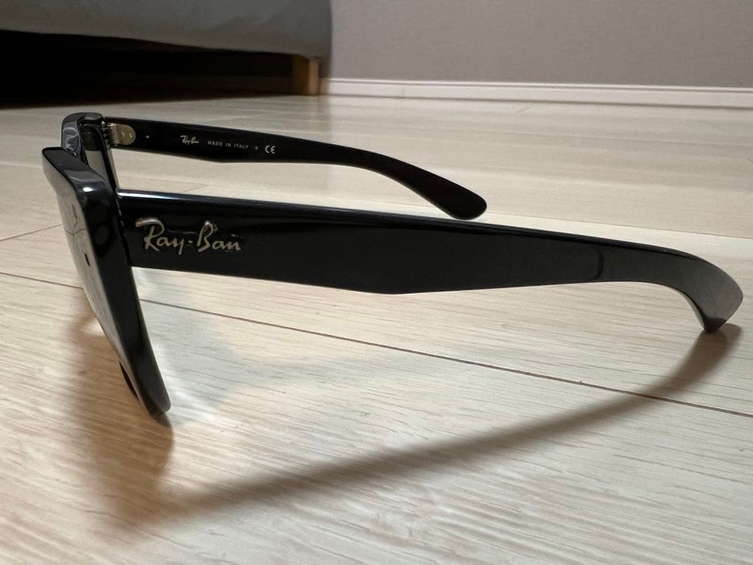 Ray-Ban RB 4148 Caribbean サングラス