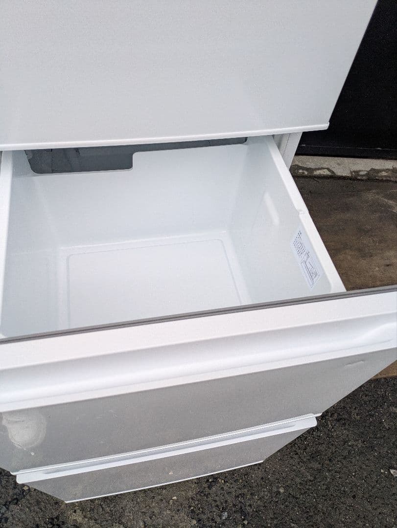 ル*君様 (2024年製)ヤマダ冷蔵庫 YRZ-F28M 283L