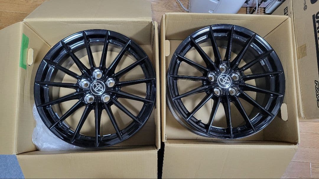 GR YARIS RZ/RS/RC 18inch Pkg 純正ENKEIホイール