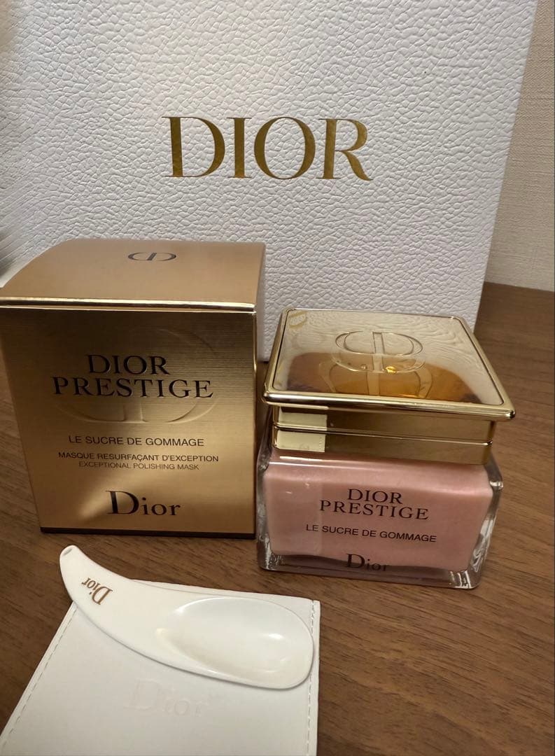 ディオール　プレステージ ル ゴマージュ (スクラブ)