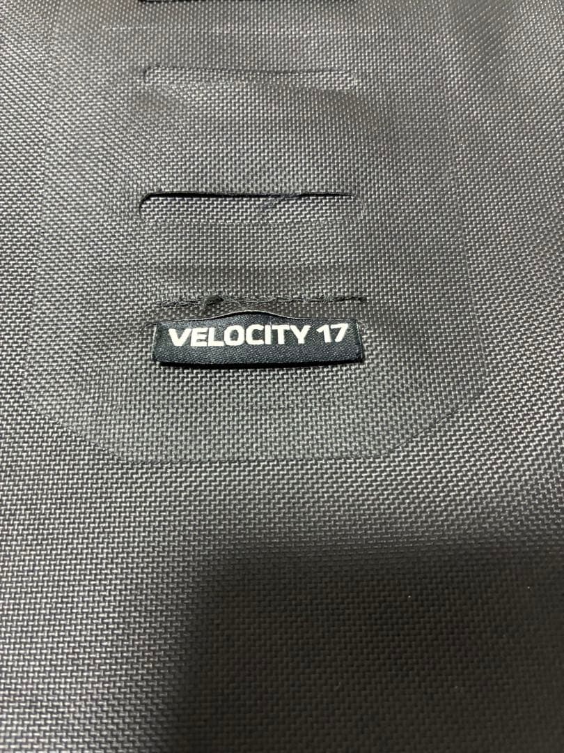 オルトリーブ　ORTLIEB VELOCITY17