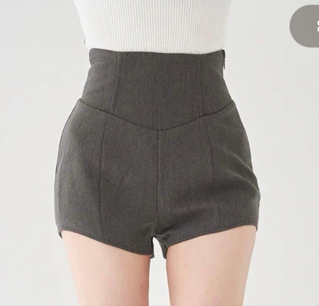 ！！？★ ダーリッチ 美シルエットショートパンツ