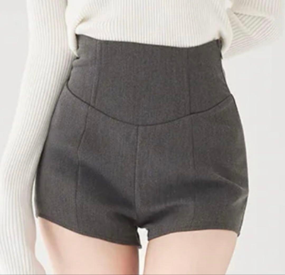 ！！？★ ダーリッチ 美シルエットショートパンツ
